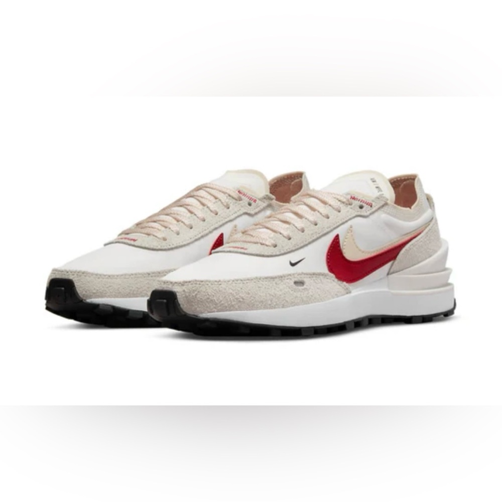 Nike Waffle One SE 'Sail
Gym Red'